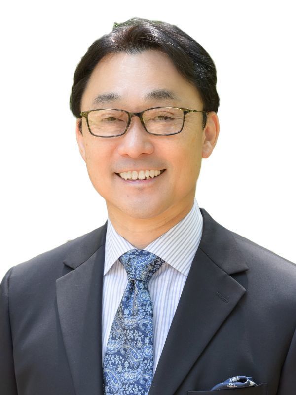 代表取締役　吉本 俊宏